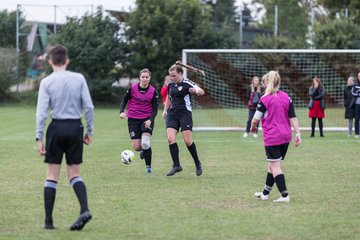Bild 215 - Frauen Grossenasper SV - SV Steinhorst/Labenz : Ergebnis: 1:3